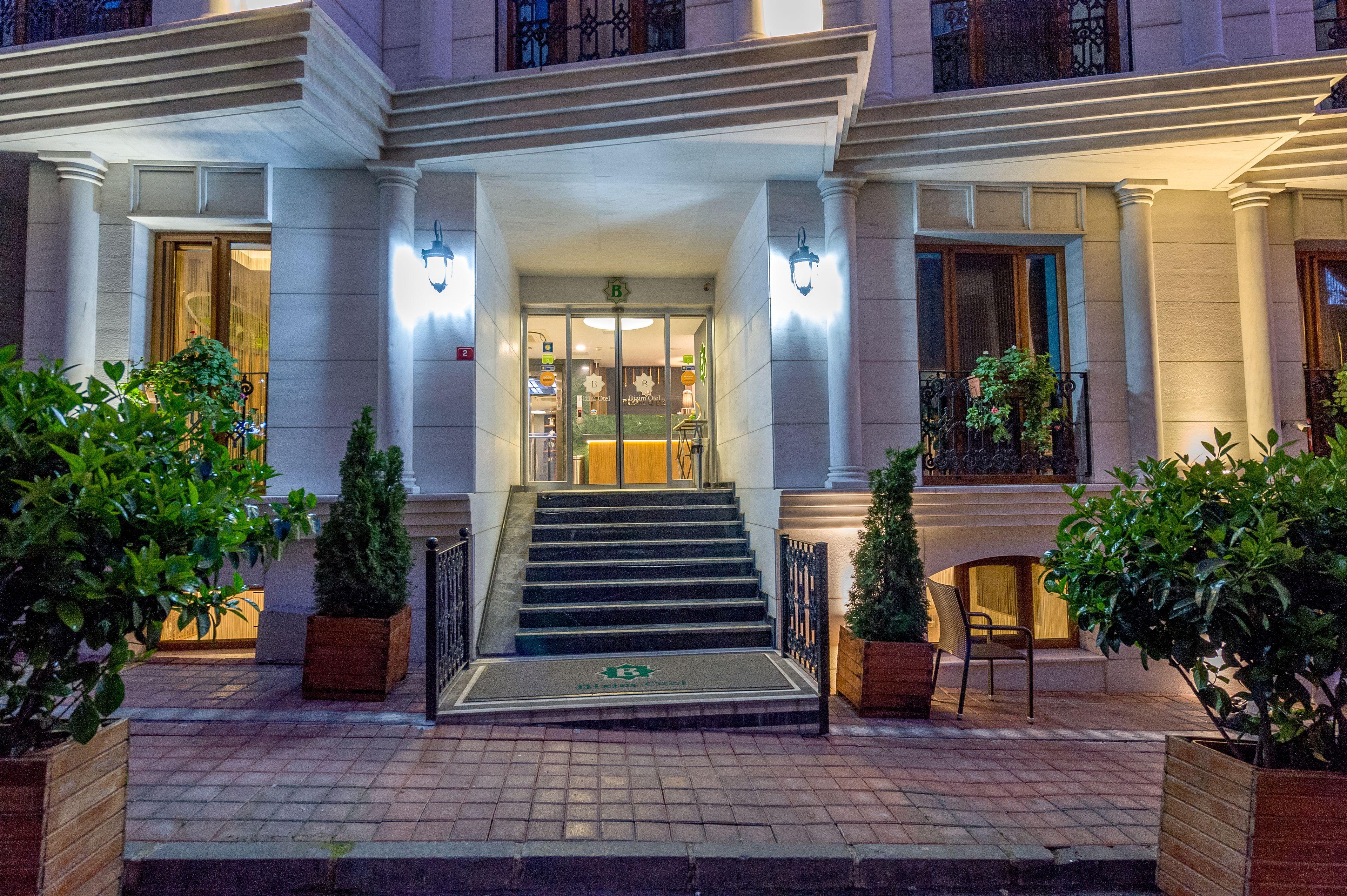 Bizim Hotel — Fotoğraflar 1